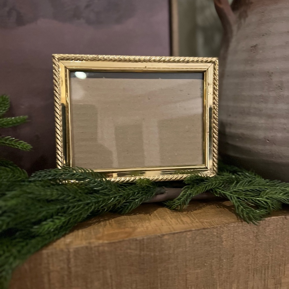 Vintage Ornate Brass/Gold Classic Picture Frame Hallmark